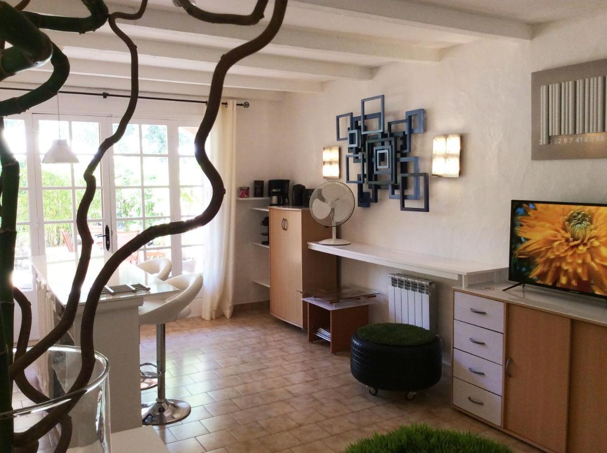 89 Le Grand Pin Apartman Sainte-Maxime Kültér fotó