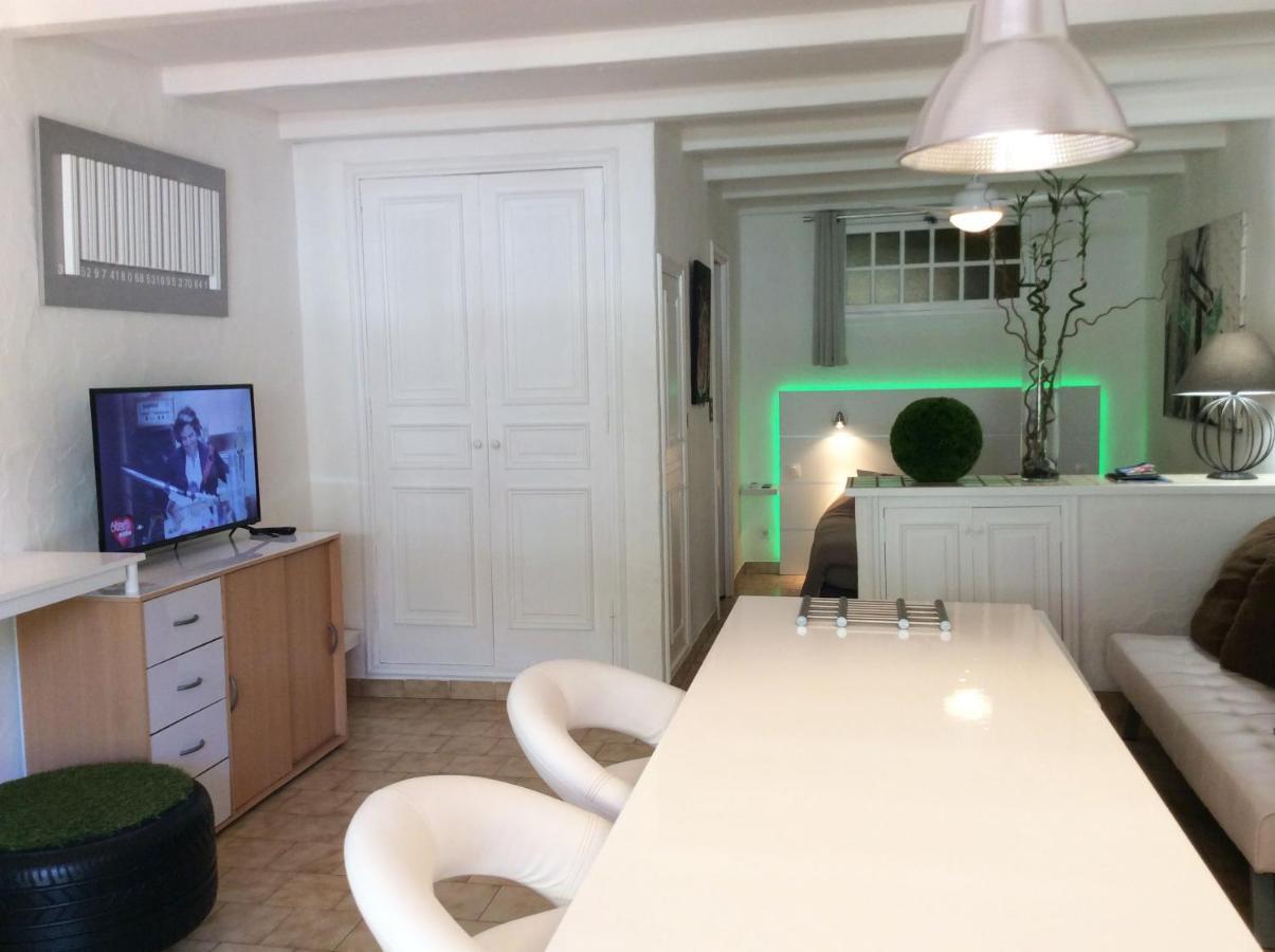 89 Le Grand Pin Apartman Sainte-Maxime Kültér fotó